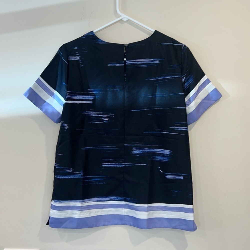 🔥Banana Republic top🔥 - Picture 2 of 4